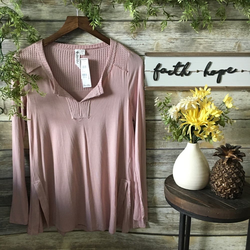NWT Super soft pink top